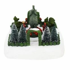 St. Nicholas Square® Village Topiary Garden -St. Nicholas Square Shop unnamed file 442